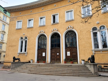 University Library 